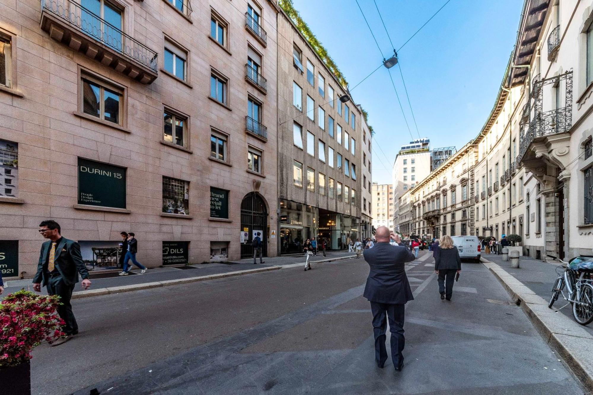 Dream Suites Milano San Babila Exteriör bild