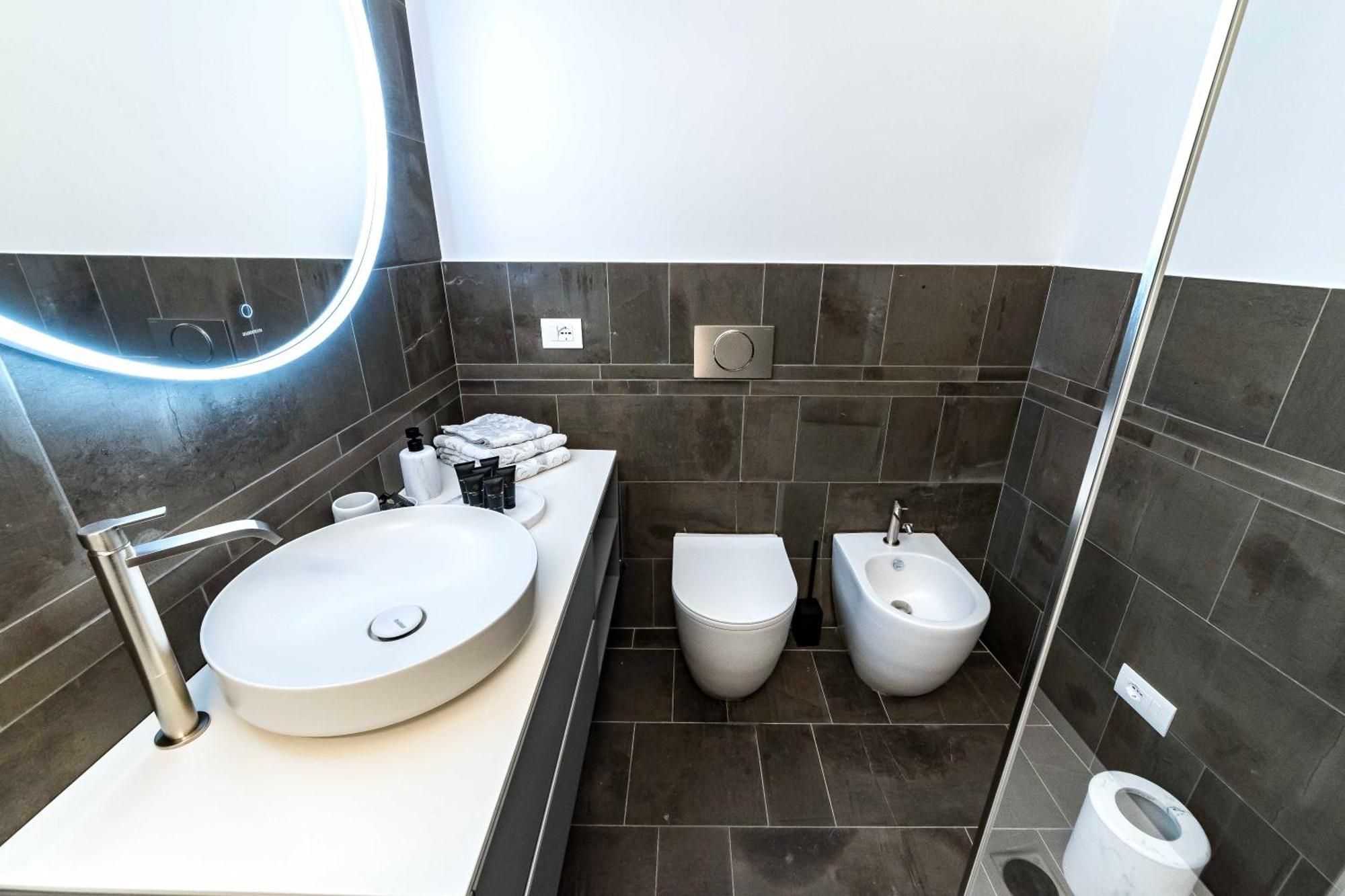 Dream Suites Milano San Babila Exteriör bild
